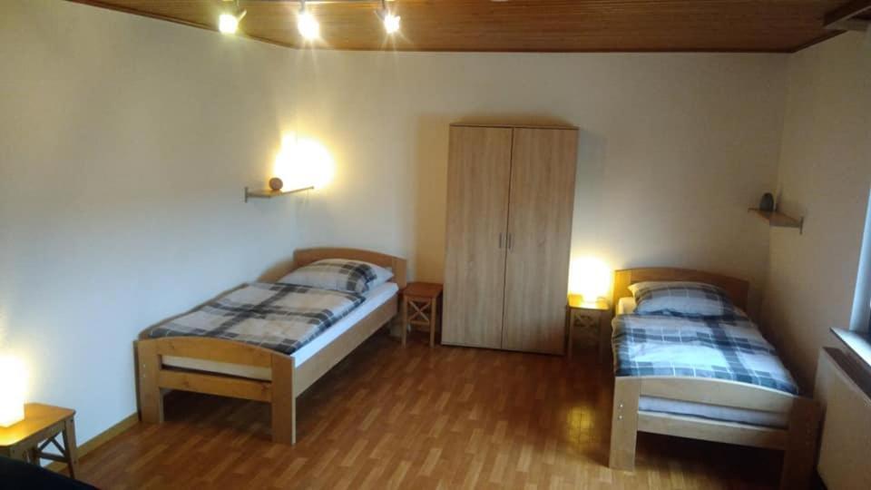 "Klein Und Fein"-Monteurzimmer Pohlheim Exteriör bild