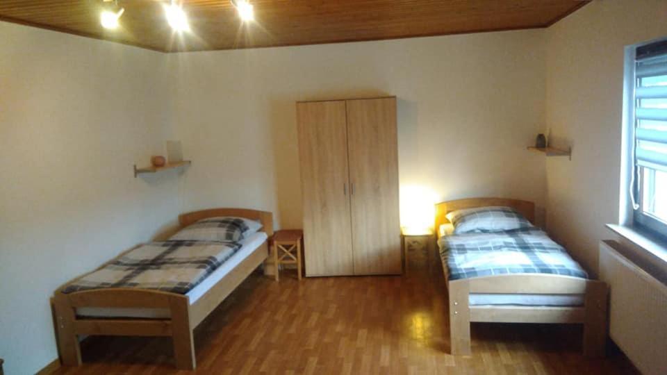 "Klein Und Fein"-Monteurzimmer Pohlheim Exteriör bild