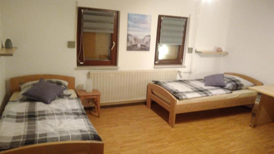 "Klein Und Fein"-Monteurzimmer Pohlheim Exteriör bild