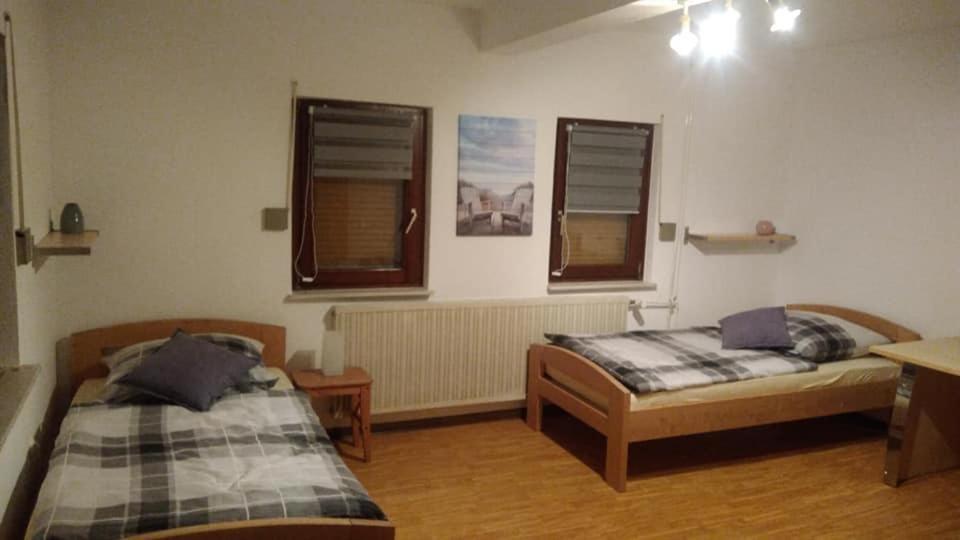 "Klein Und Fein"-Monteurzimmer Pohlheim Exteriör bild